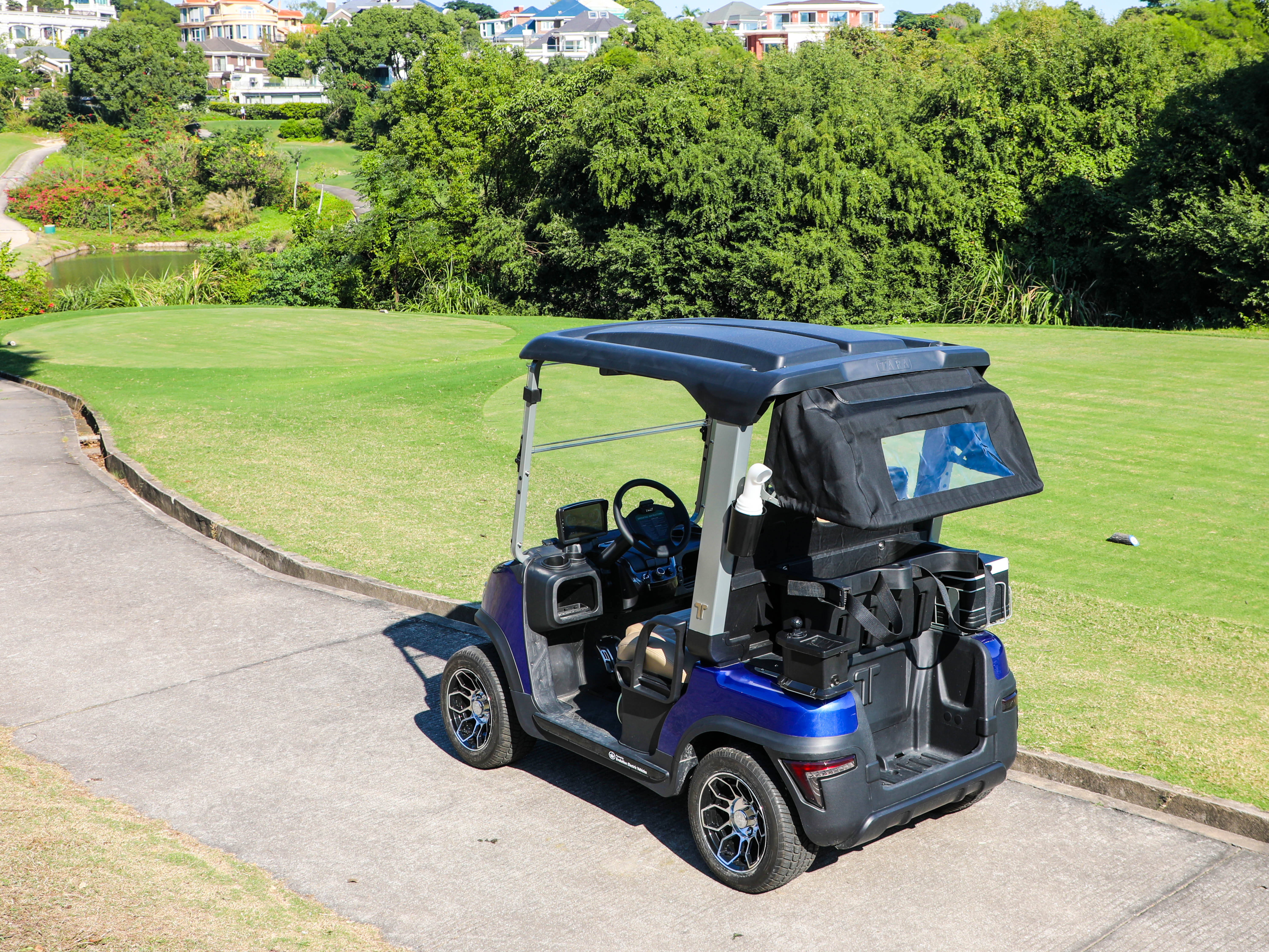 Tara utility task vehicles on golf courses in Asia