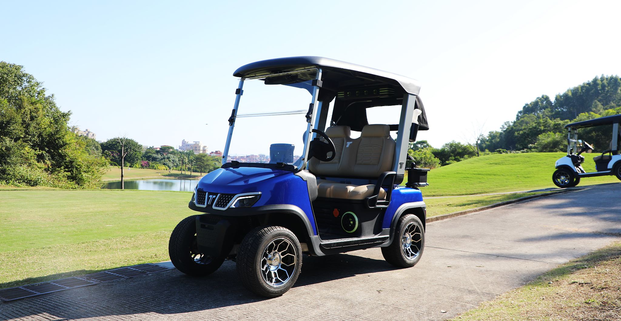 Tara Spirit Plus — premium electric utility task vehicle on course