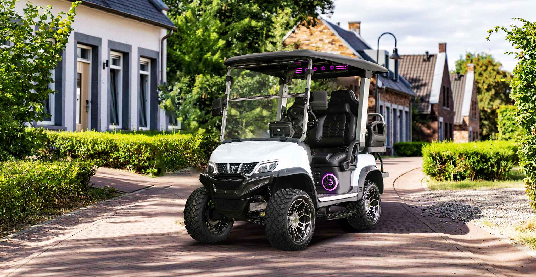 facing-forward-golf-cart